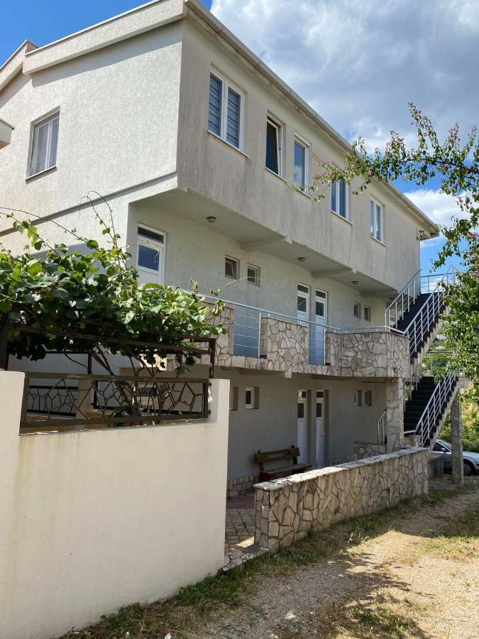 Apartments Vila Kurtagic Dobra Voda Zewnętrze zdjęcie